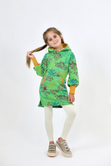 Sukienka dresowa kolorowe liście z rękawami typu balon